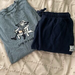 Life is Good pajamas 😴